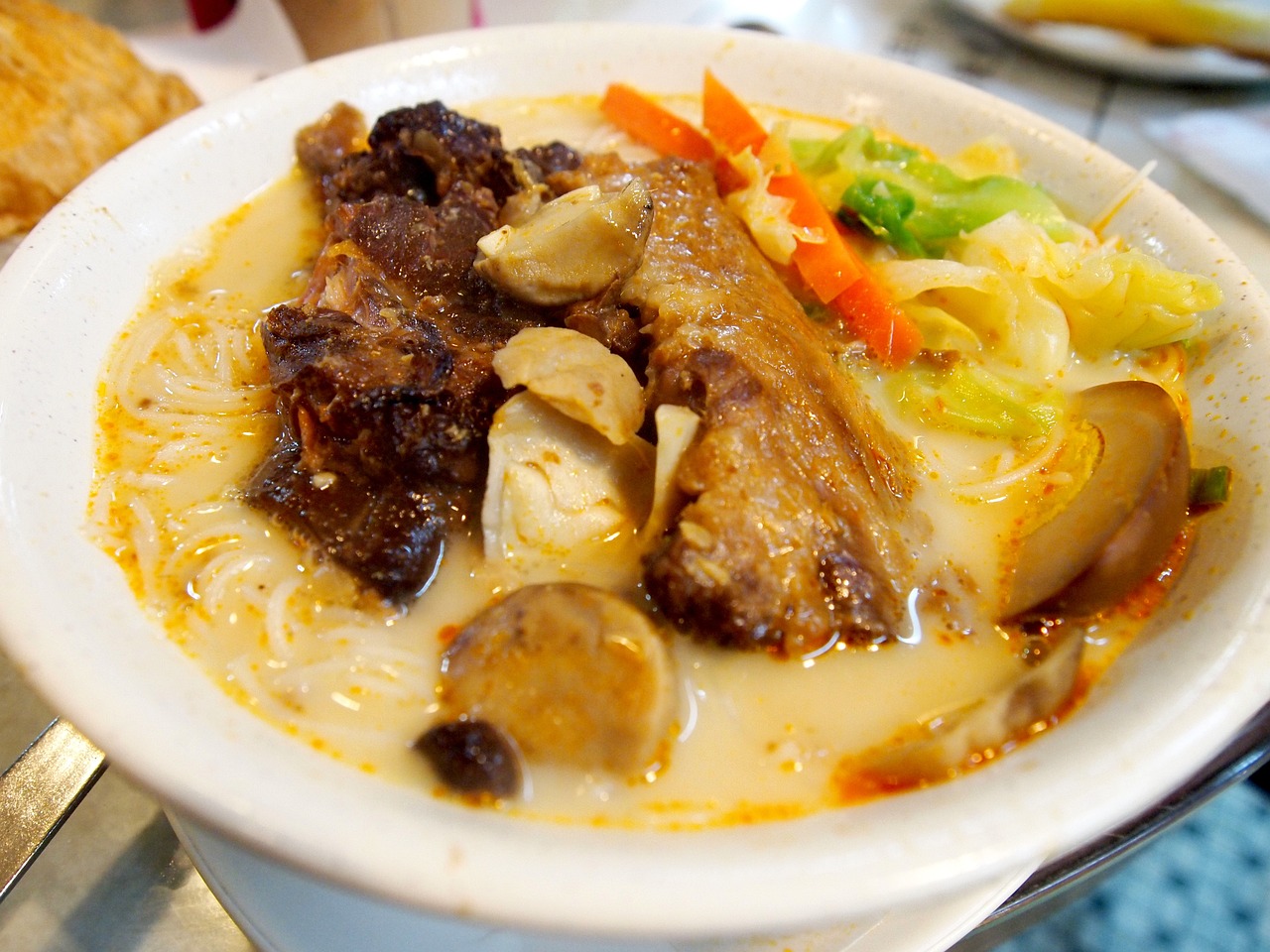 最新老飯骨，傳承與創(chuàng)新的美食之旅探索