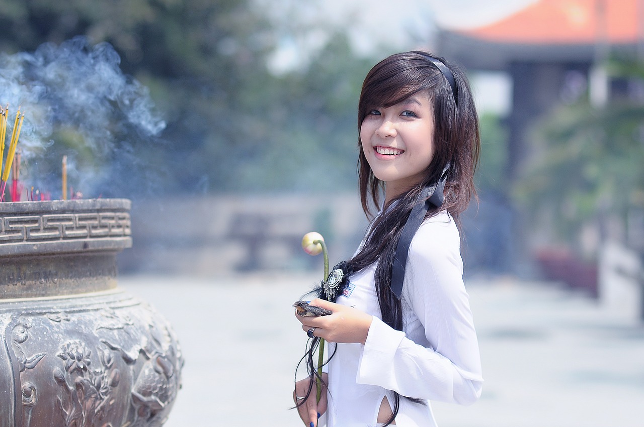 QQ女頭動(dòng)漫，時(shí)尚與文化的完美融合