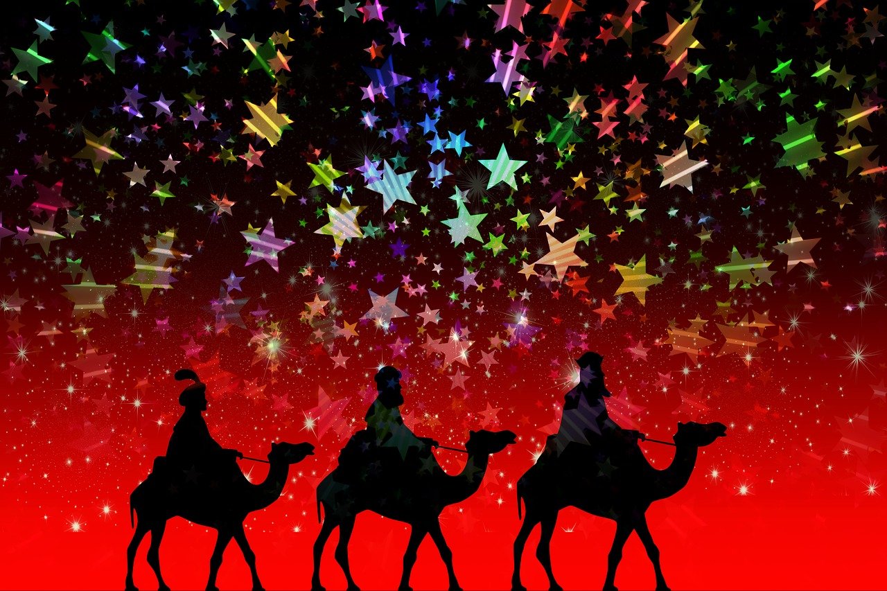 鄧超，四月璀璨之星閃耀熒屏