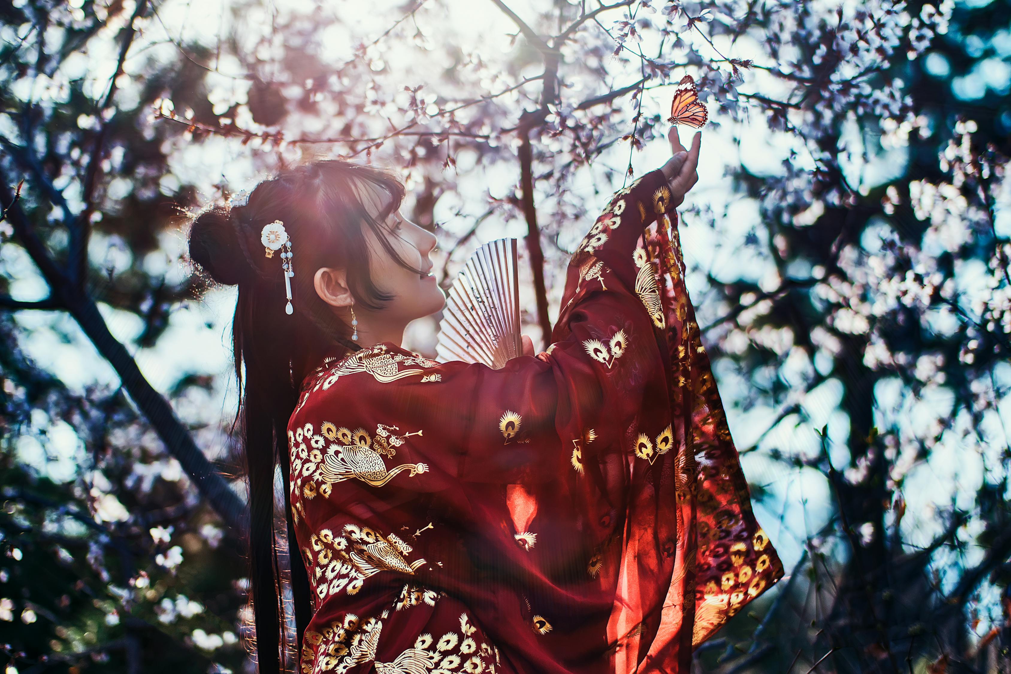 四月動(dòng)漫中的男兒淚，真摯情感與角色魅力的展現(xiàn)