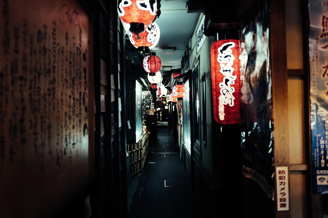 五月春光映照中尼鐵路新進(jìn)展，最新線(xiàn)路動(dòng)態(tài)與地區(qū)影響深度解析